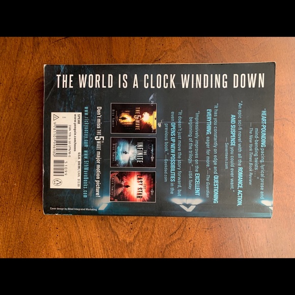 Books - Picture 3 of 4